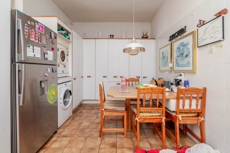 6 Bedroom Property for Sale in Fresnaye Western Cape